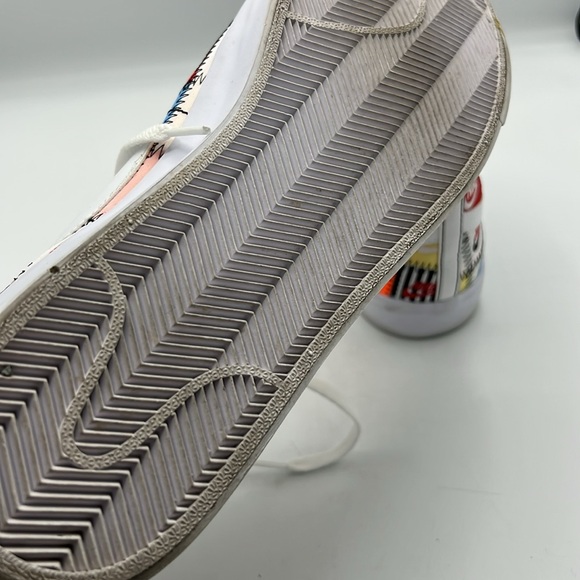 Nike Colorful Patchwork Hi-Top Sneakers - Picture 5 of 8